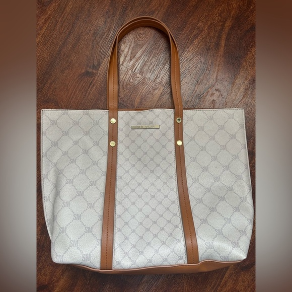 Steve Madden Handbags - Steve Madden Tote Bag Purse